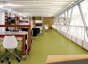 Link zur Seite Klebstofffreie Bodenlösungen von Tarkett